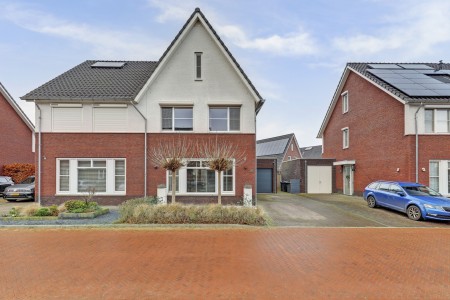 het Hoge Rot 36 HERNEN