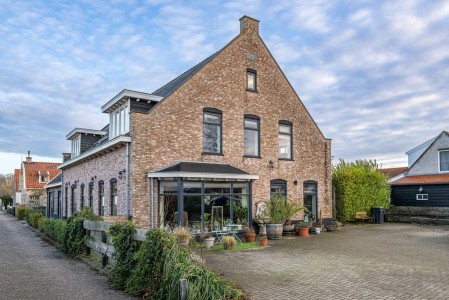 Onwaardsedijk 12 Dirksland