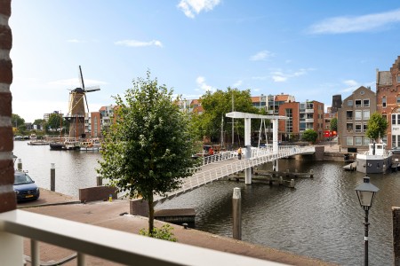 V.O.C.-plein 6 ROTTERDAM