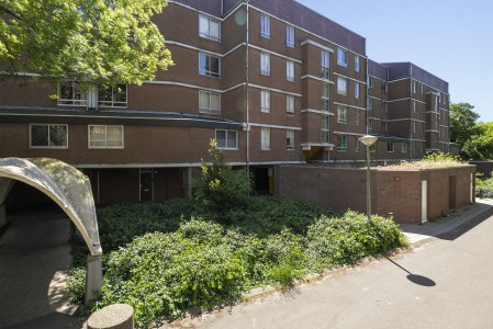 Leusdenhof 326 AMSTERDAM